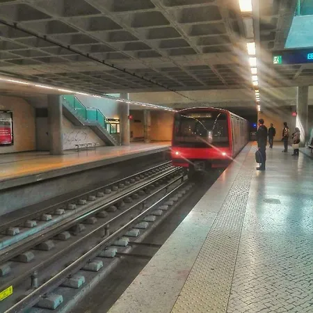 Odivelas Metro Hospedagem *